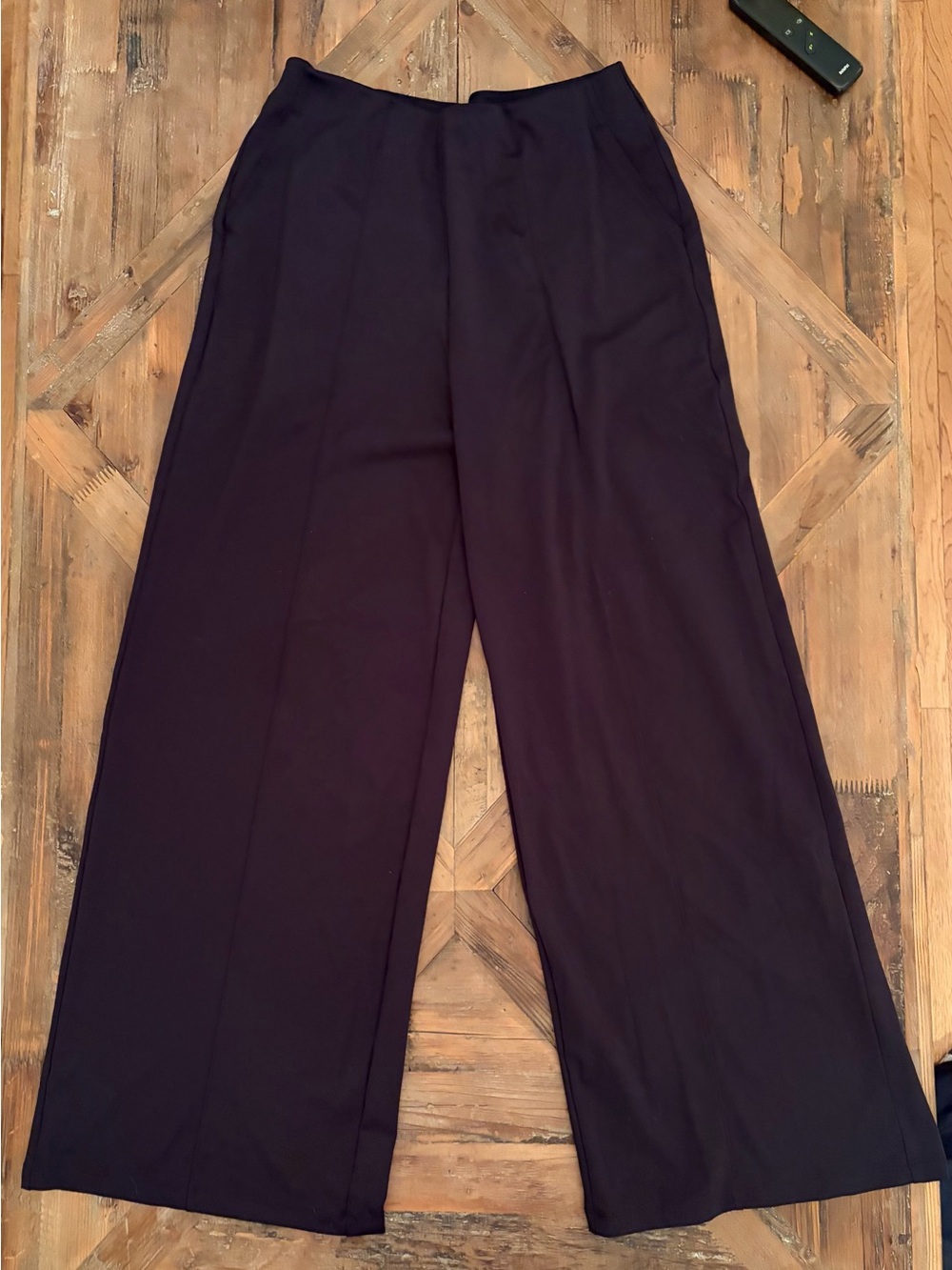 Old Navy Wide-Leg Track Pants in Deep Navy